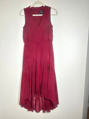 Just Taylor Burgundy Chiffon High-Low Midi Dress - Size 4